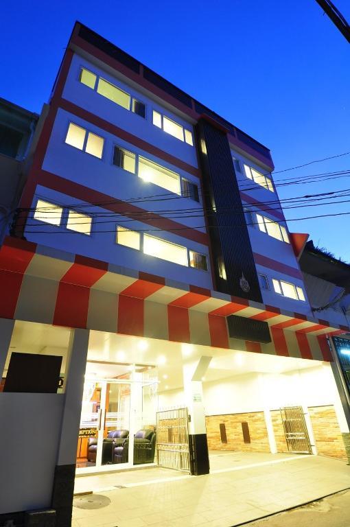 Sky Suites Bangkok Exterior foto